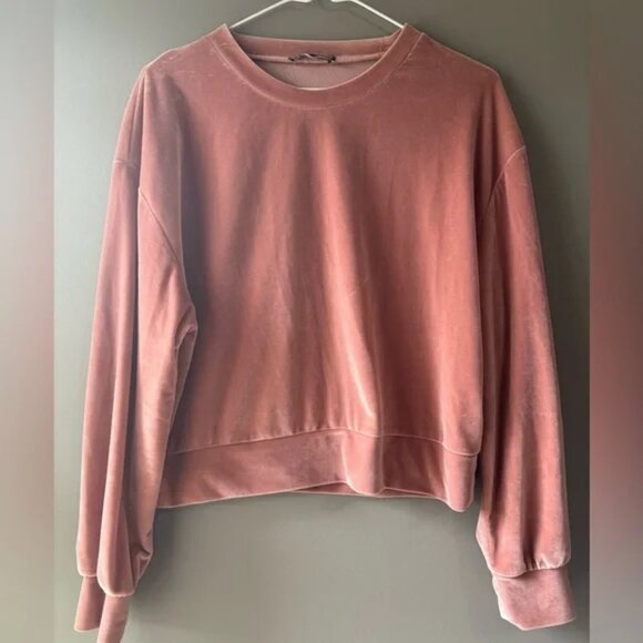 Zara size small long sleeve fleece blush color, long sleeve - Picture 1 of 5